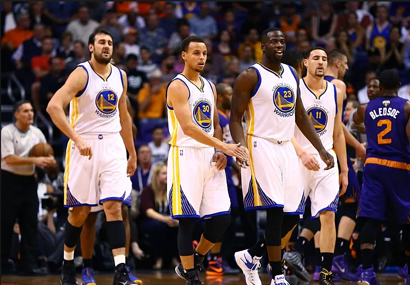 阿斯预测皇马首发：阿诺德替补，卡马文加替下小马出任右边锋（《阿斯报》预测皇马首发：阿诺德无缘先发，卡马文加顶替小马出任右边锋）