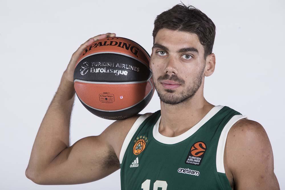 格纳布里：我在欧冠已经很久没进球了，很高兴今天打破进球荒（格纳布里：欧冠久未进球，今天终于破荒很开心）