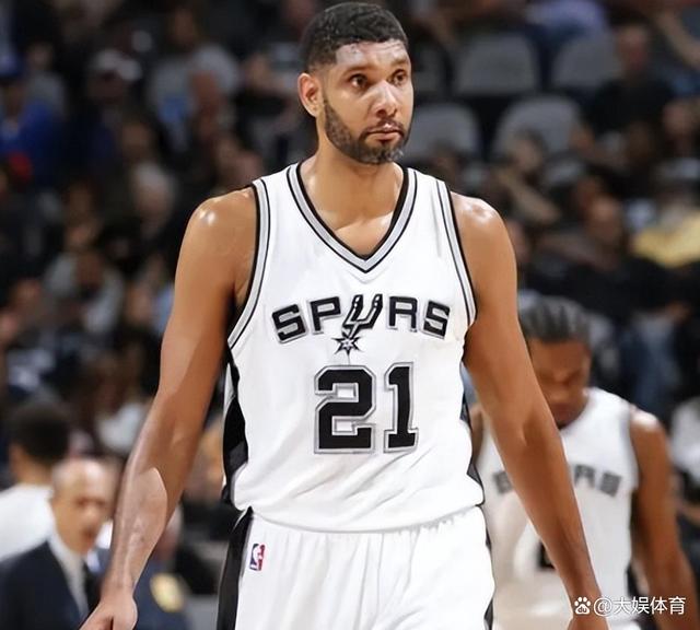 这里是我的主场，加布里埃尔向库尼亚介绍阿森纳训练基地（加布里埃尔带库尼亚参观阿森纳训练中心：这是我的地盘）