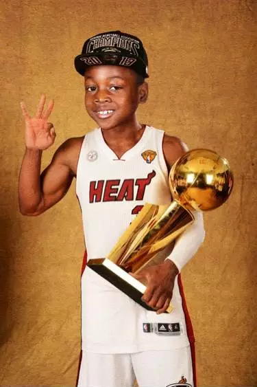 能传能射，姆巴佩是本赛季西甲首位3场比赛传射建功的球员（进攻全能，姆巴佩成本赛季西甲首位三场比赛完成传射的球员）